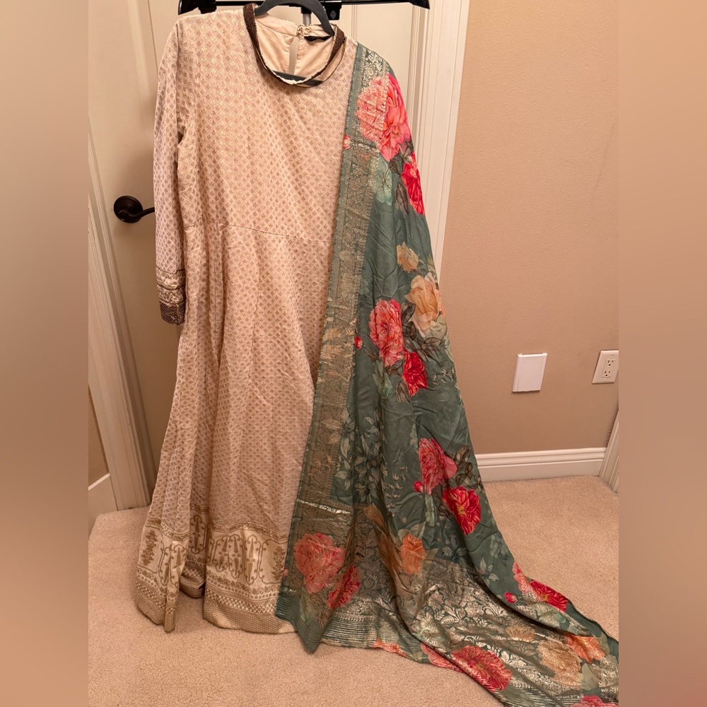 Elegant Cream banarasi Anarkali Dress with Green Floral Dupatta